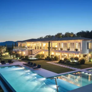 L'Étoile de Grimaud, Grimaud, Côte d'Azur, France