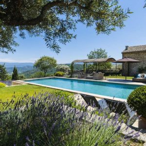 Mas de Pierre, Gordes, Provence, France